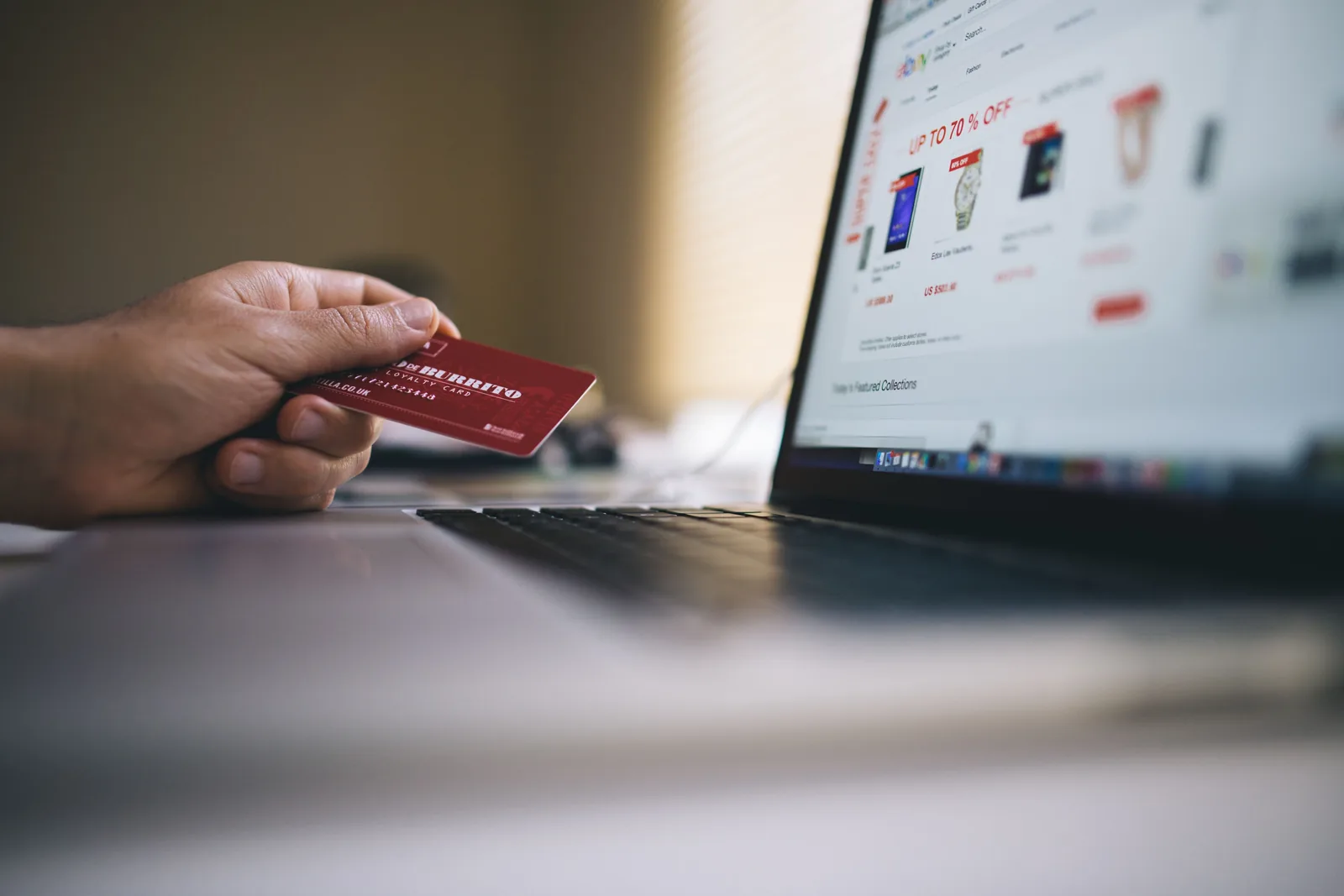 Demand Forecasting for Seasonal E-Commerce Brands