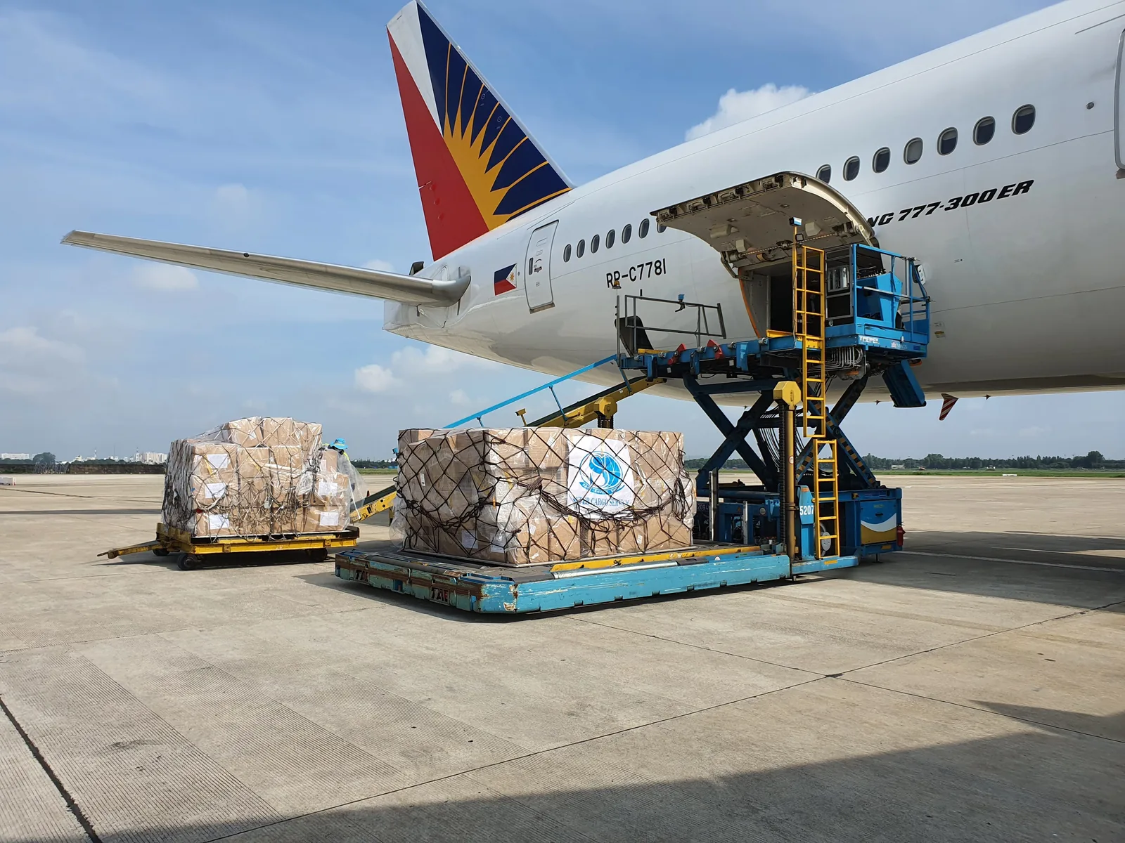 The DIM weight trap: stop paying carriers to ship air