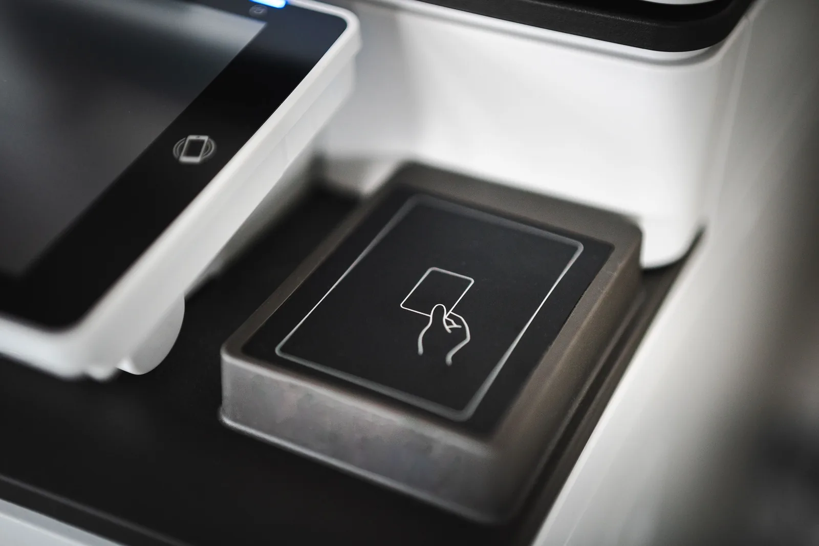 Real-Time RFID Inventory Auditing: Stop Manual Stock Takes