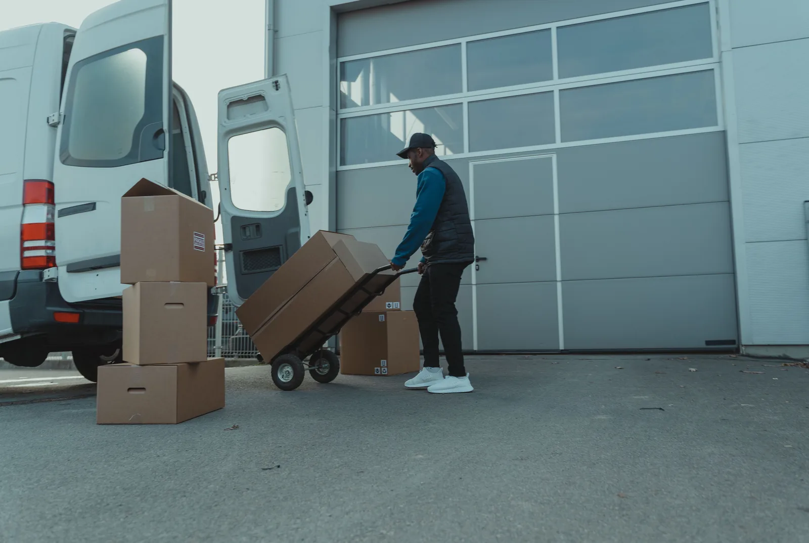How an on demand delivery platform fixes the final mile